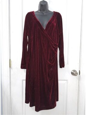 Soft Surroundings Velvet Hyannis Dress in a deep red, size Large